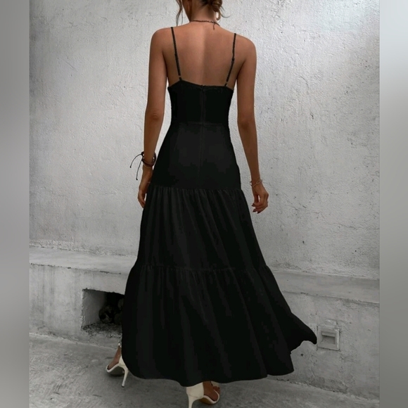* New Chic Cut Out High Waist Maxi Cami Dress Black - Picture 4 of 8